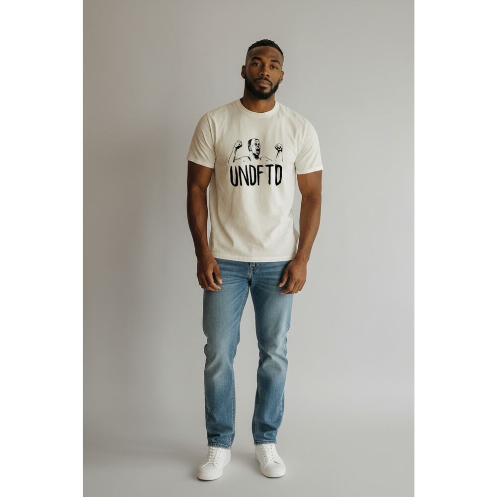 Undefeated Wrestling White Men's T-shirt Size M